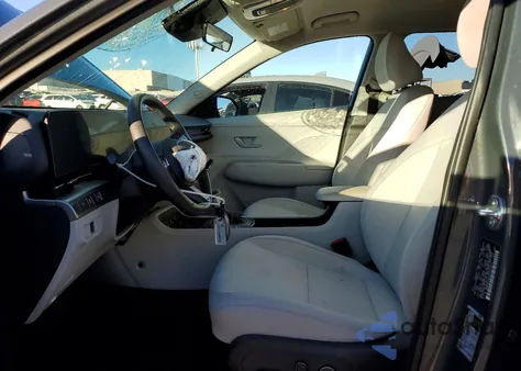 2025 Hyundai Kona Sel z USA, uszkodzony, nr VIN KM8HBCABXSU305947